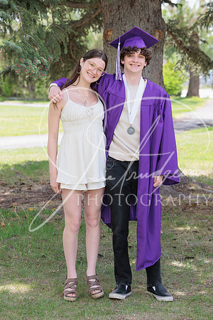 2025 Grads at the Park (154)