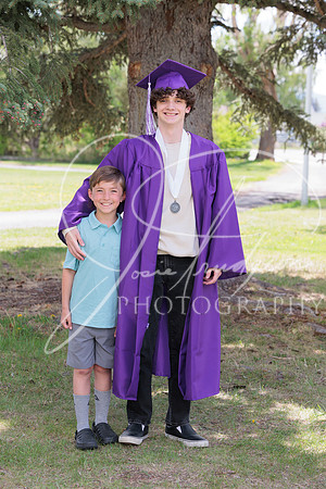 2025 Grads at the Park (160)