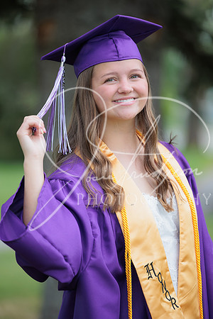 2025 Grads at the Park (252)