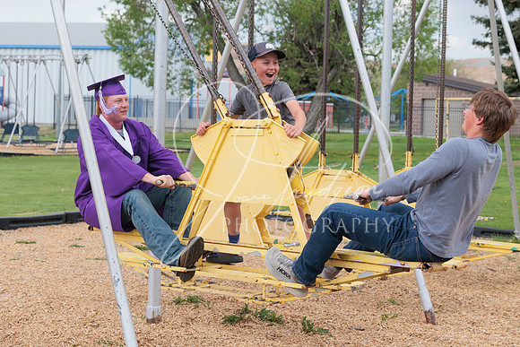 2025 Grads at the Park (334)