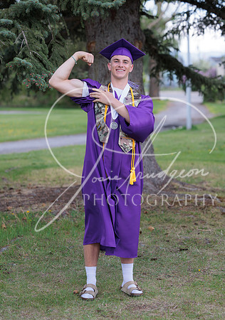 2025 Grads at the Park (200)