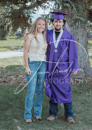 2025 Grads at the Park (70)