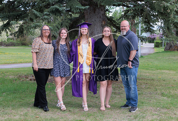 2025 Grads at the Park (235)