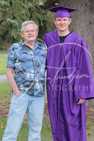 2025 Grads at the Park (110)