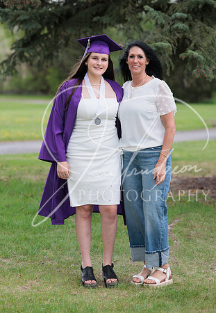 2025 Grads at the Park (458)