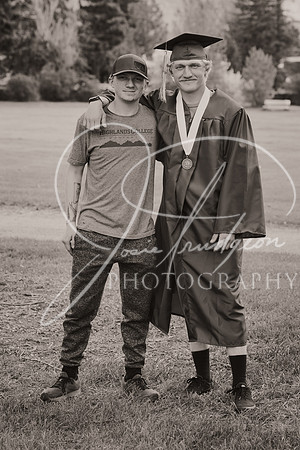 2025 Grads at the Park (346)