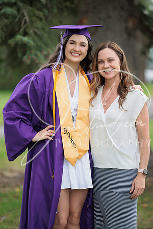 2025 Grads at the Park (399)