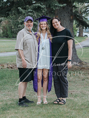 2025 Grads at the Park (392)