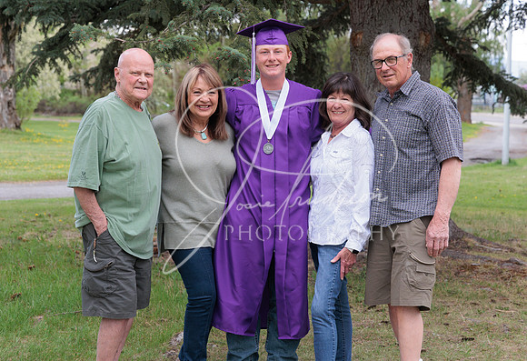 2025 Grads at the Park (296)
