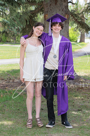 2025 Grads at the Park (159)