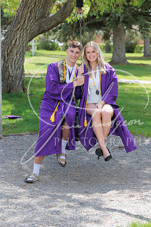 2025 Grads at the Park (231)