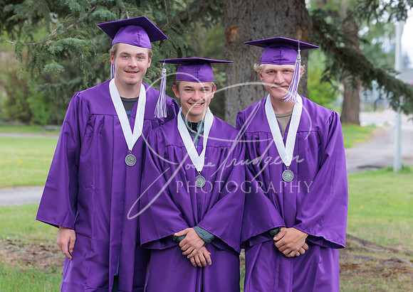 2025 Grads at the Park (366)