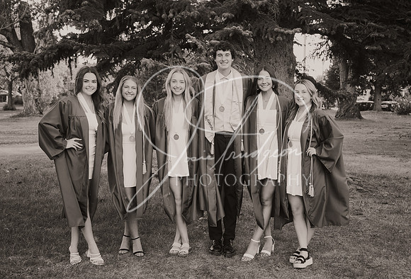 2025 Grads at the Park (94)