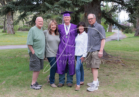 2025 Grads at the Park (292)