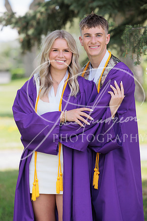 2025 Grads at the Park (226)
