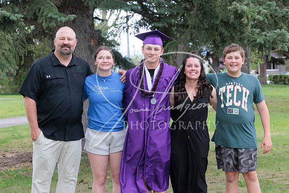 2025 Grads at the Park (471)