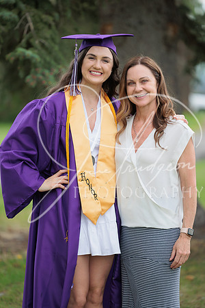 2025 Grads at the Park (398)